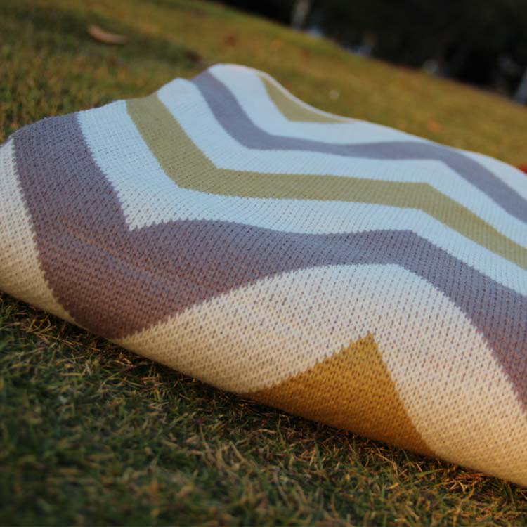 Knitted Blanket KB-10002