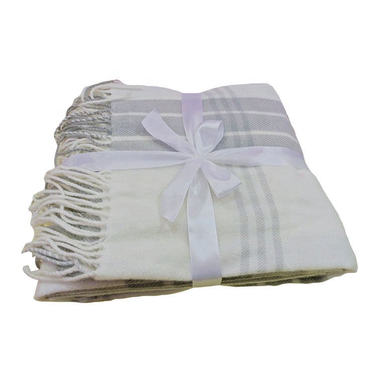 Knitted Blanket KB-10012